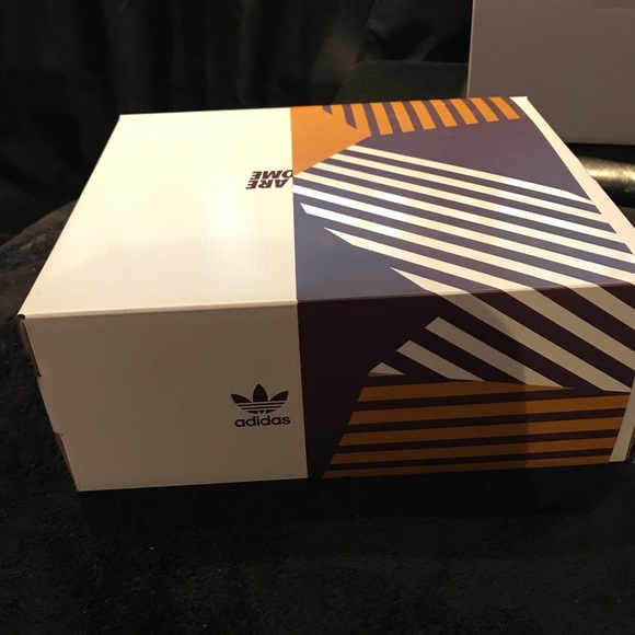 Adidas x girls are awesome - Picture 3 of 6